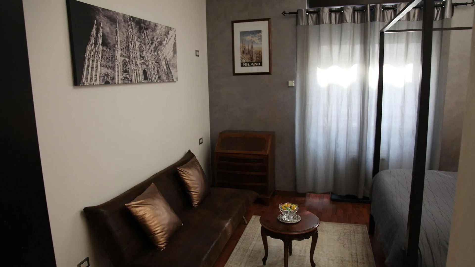 Atmos Luxe Navigli Hostel Milánó